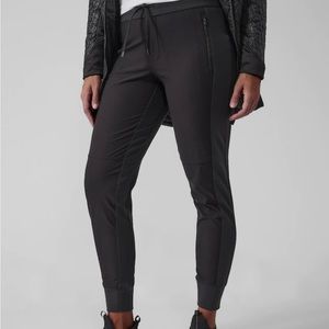 Athleta Headlands Hybrid Trek Jogger